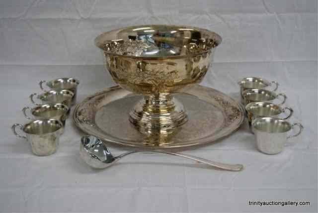 Appraisal: Oneida Silverplate Punch Bowl SetVery nice silverplate by Oneida includes