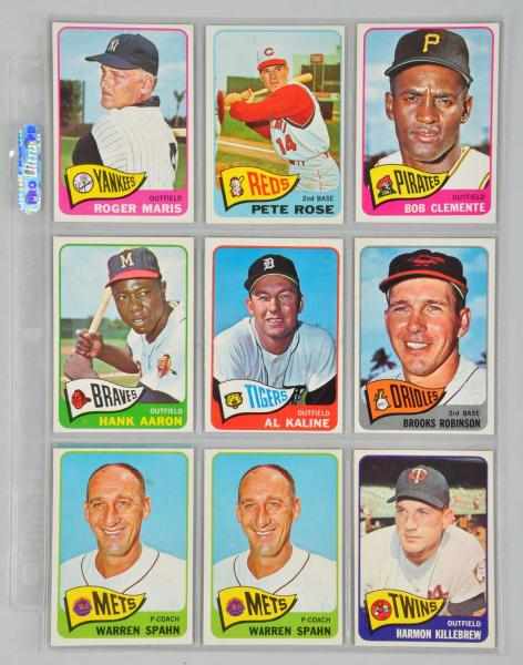 Appraisal: Lot of Topps Baseball Cards Description Includes HOFers Roberto Clemente