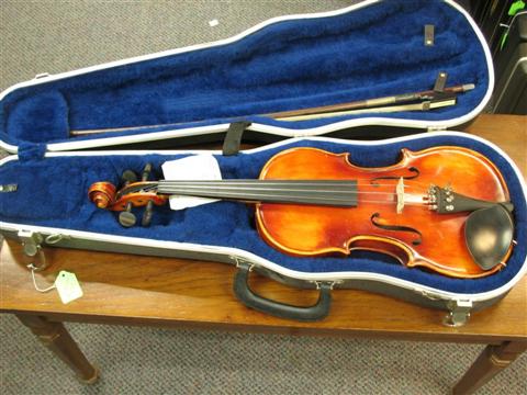 Appraisal: ANTON SCHROETTER VIOLIN WITH BOW in case Provenance Gordon Keller