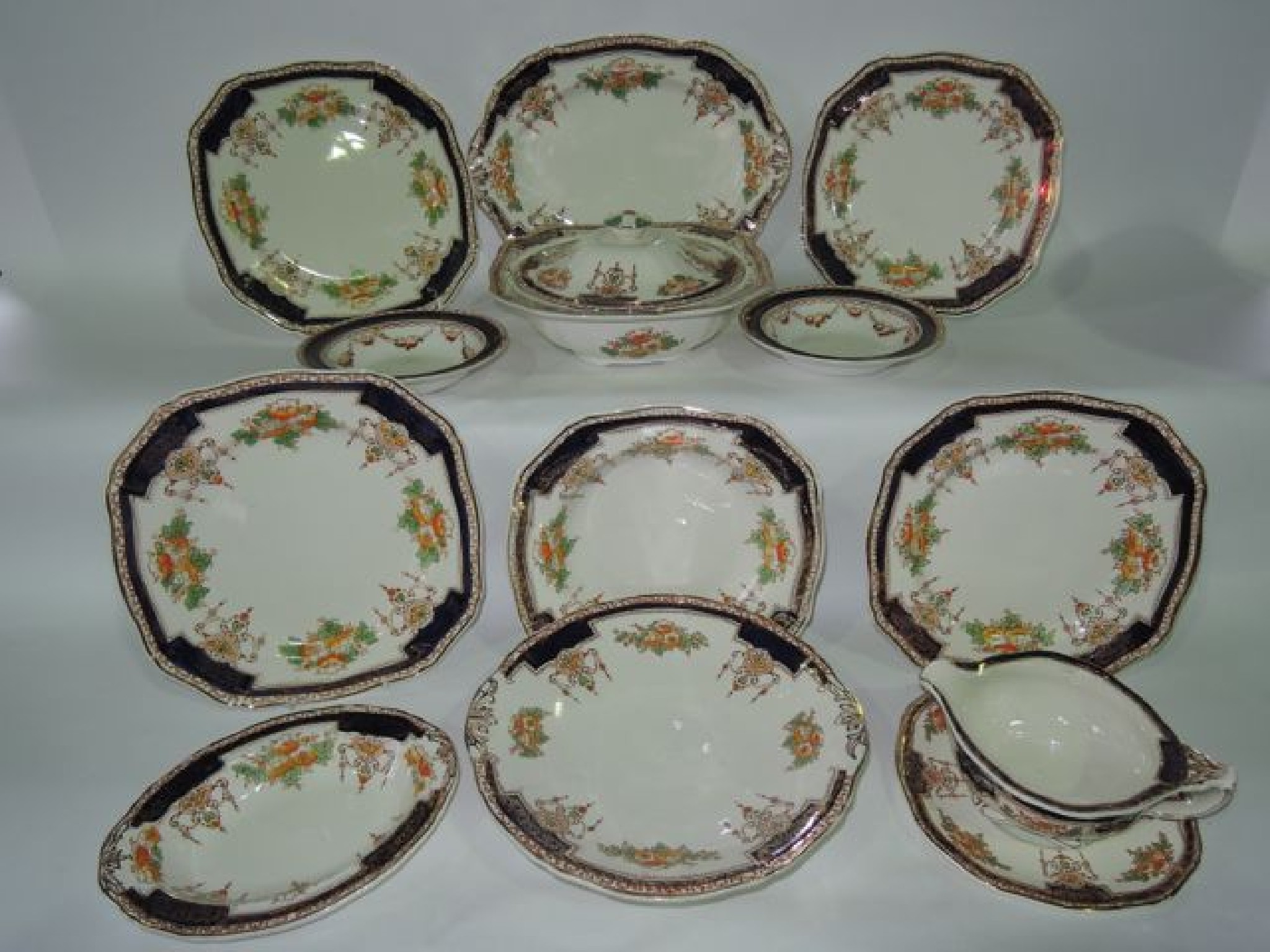 Appraisal: An extensive collection of Alfred Meakin Albany pattern dinner wares