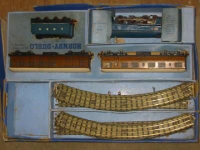 Appraisal: A Hornby Dublo train set with - - L N