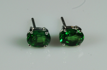 Appraisal: Pr K WG earrings set with oval tsavorites about pts