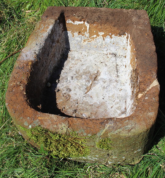 Appraisal: A SMALL SANDSTONE TROUGH cm wide x cm high AF