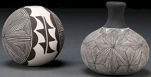 Appraisal: A PAIR OF ACOMA NATIVE AMERICAN POTTERY VESSELS A PAIR