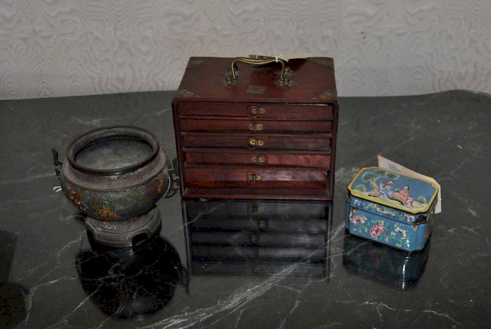 Appraisal: Estate Group Three Chinese Items comprising a cased mahjong set