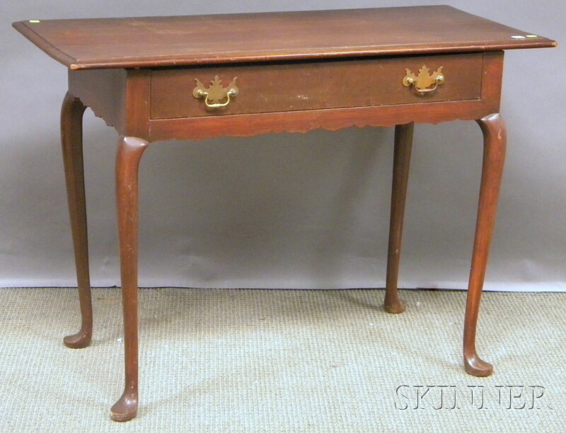 Appraisal: Queen Anne-style Maple Side Table with Long Drawer