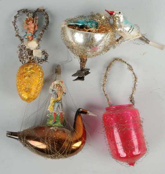 Appraisal: Lot of Wire Wrapped Christmas Ornaments Description Includes two birds