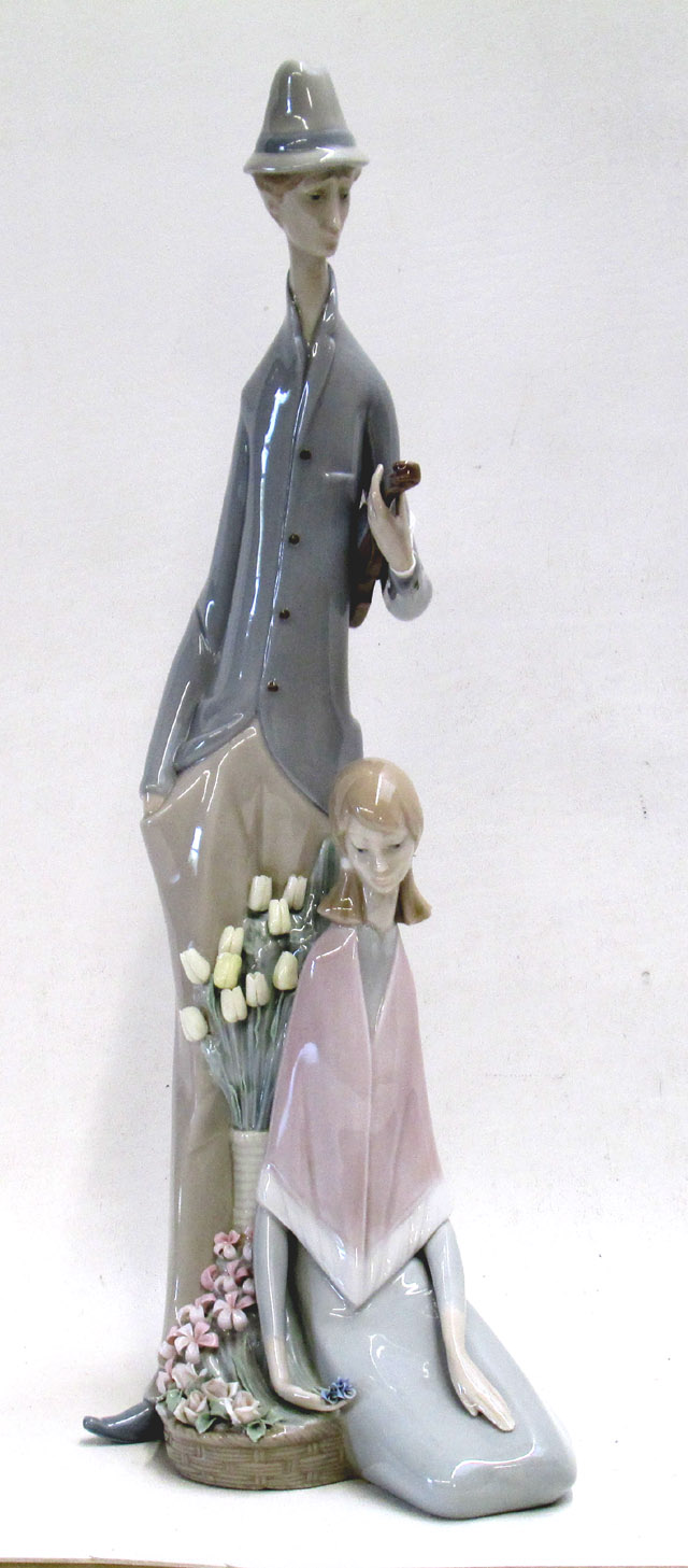 Appraisal: LLADRO PORCELAIN FIGURINE Violinist and Girl Juan Huerta sculptor issued