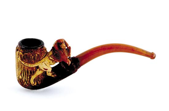 Appraisal: Meerschaum pipe carved in form of retriever with game bird