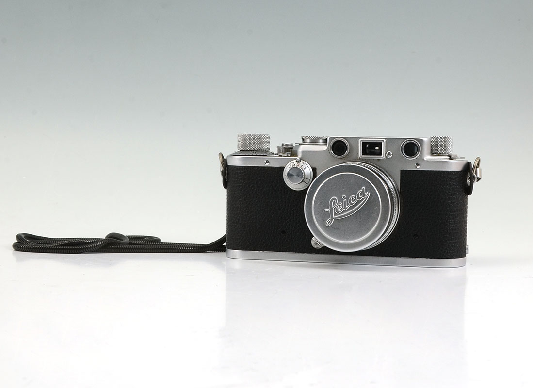 Appraisal: LEICA IIIf CAMERA WITH f LENS Serial number Ernst Leitz