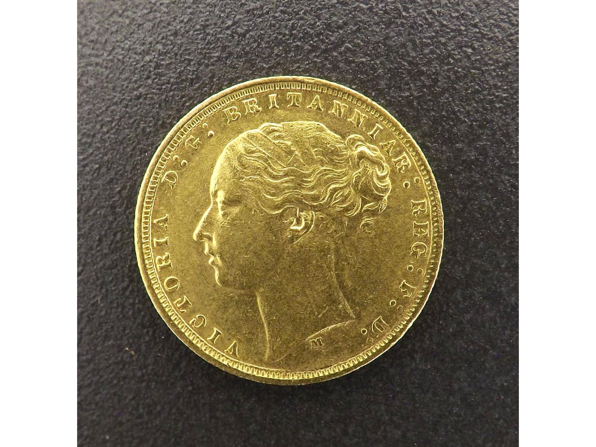 Appraisal: Victorian 'bun head' sovereign coin gm