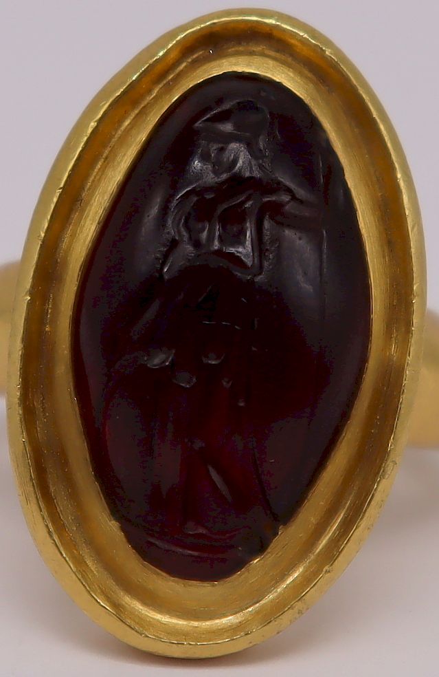 Appraisal: JEWELRY Roman kt Gold and Garnet Intaglio Ring Antique possibly