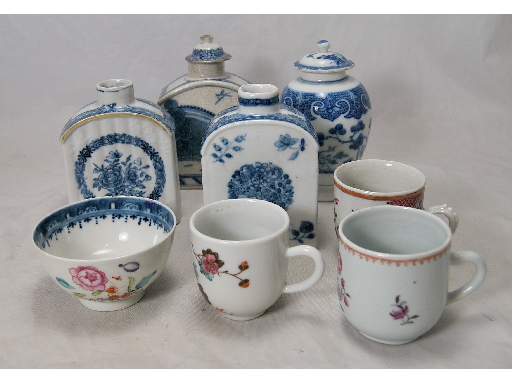 Appraisal: Four th century blue and white Chinese tea canisters one