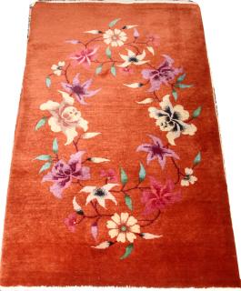 Appraisal: CHINESE HAND WOVEN WOOL RUG CHINESE HAND WOVEN WOOL RUG