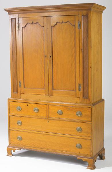 Appraisal: NEW JERSEY LINEN PRESS In maple with two gothic arched