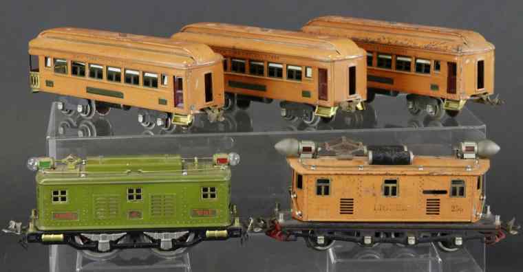 Appraisal: LIONEL TRAIN CAR LOT Includes 'O' Gauge loco in orange