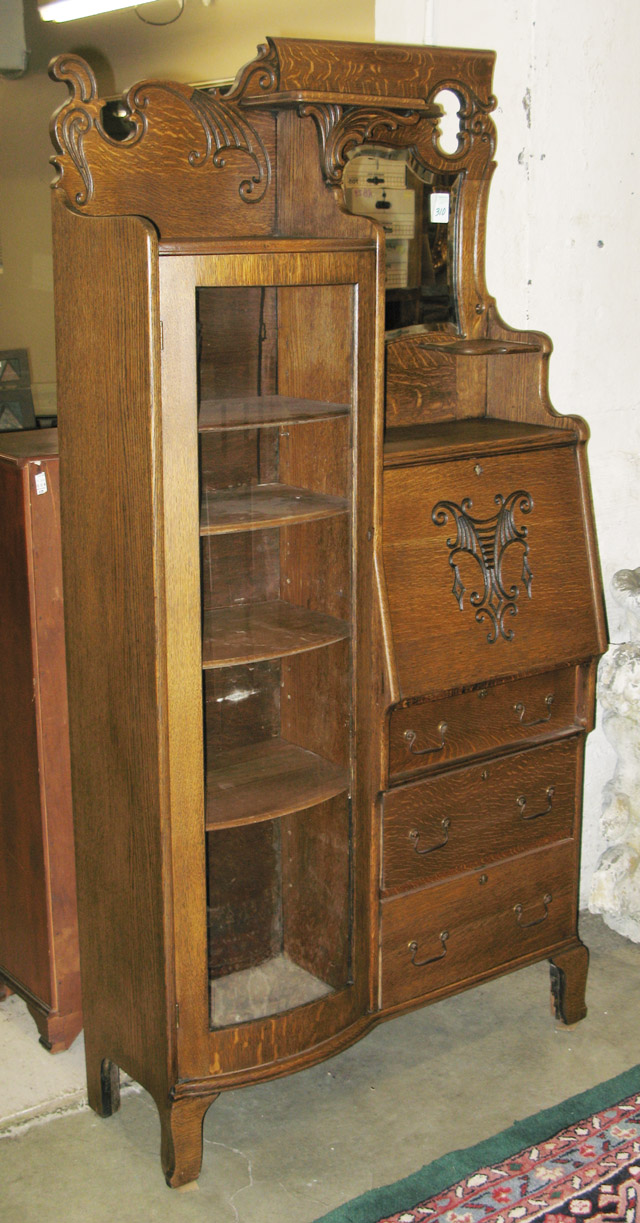 Appraisal: LATE VICTORIAN OAK SECRETARY BOOKCASE American c the left half