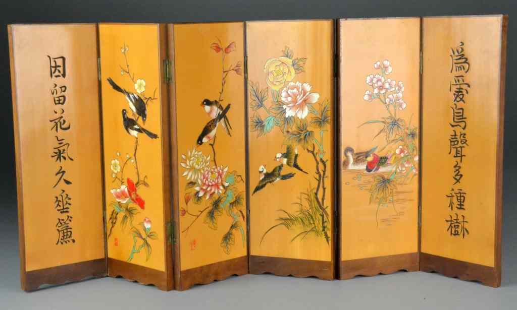 Appraisal: Chinosoire Small -Panel Table ScreenDepicting carved birds and floral decoration