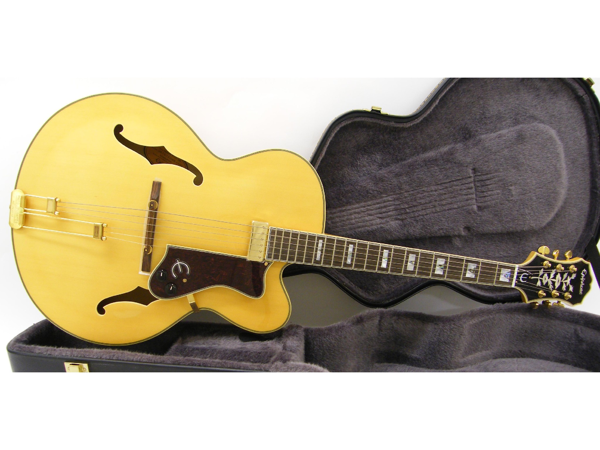 Appraisal: Epiphone Emperor Regent electric archtop guitar made in Korea ser