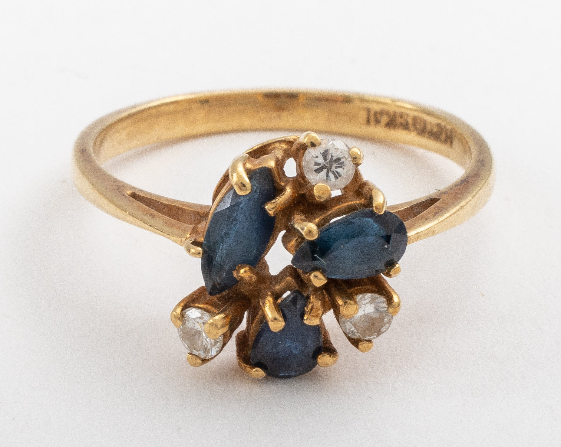 Appraisal: VINTAGE K YELLOW GOLD SAPPHIRE DIAMOND RING Vintage K yellow