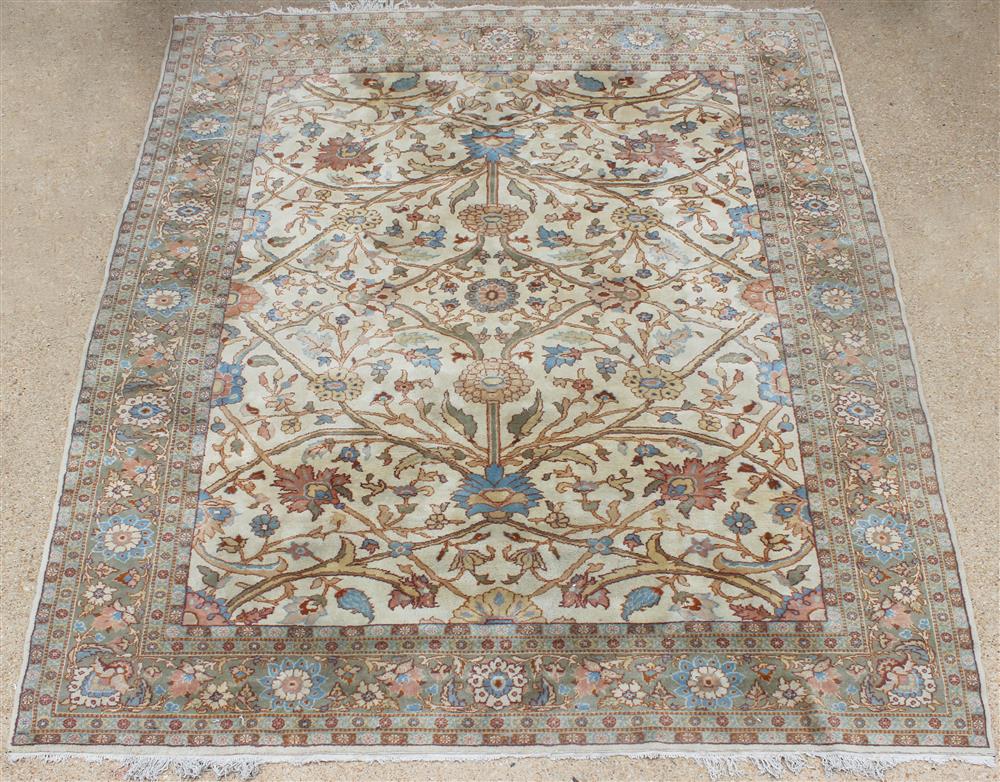 Appraisal: LARGE INDO PERSIAN ISFAHAN WOOL RUG floral design on a