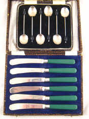 Appraisal: A cased set of six bean end coffee spoons Birmingham