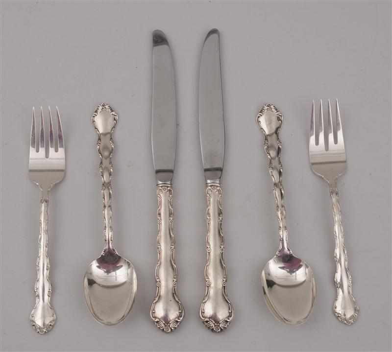 Appraisal: REED AND BARTON SILVER ''TARA'' PATTERN FORTY-FOUR PIECE FLATWARE SERVICE