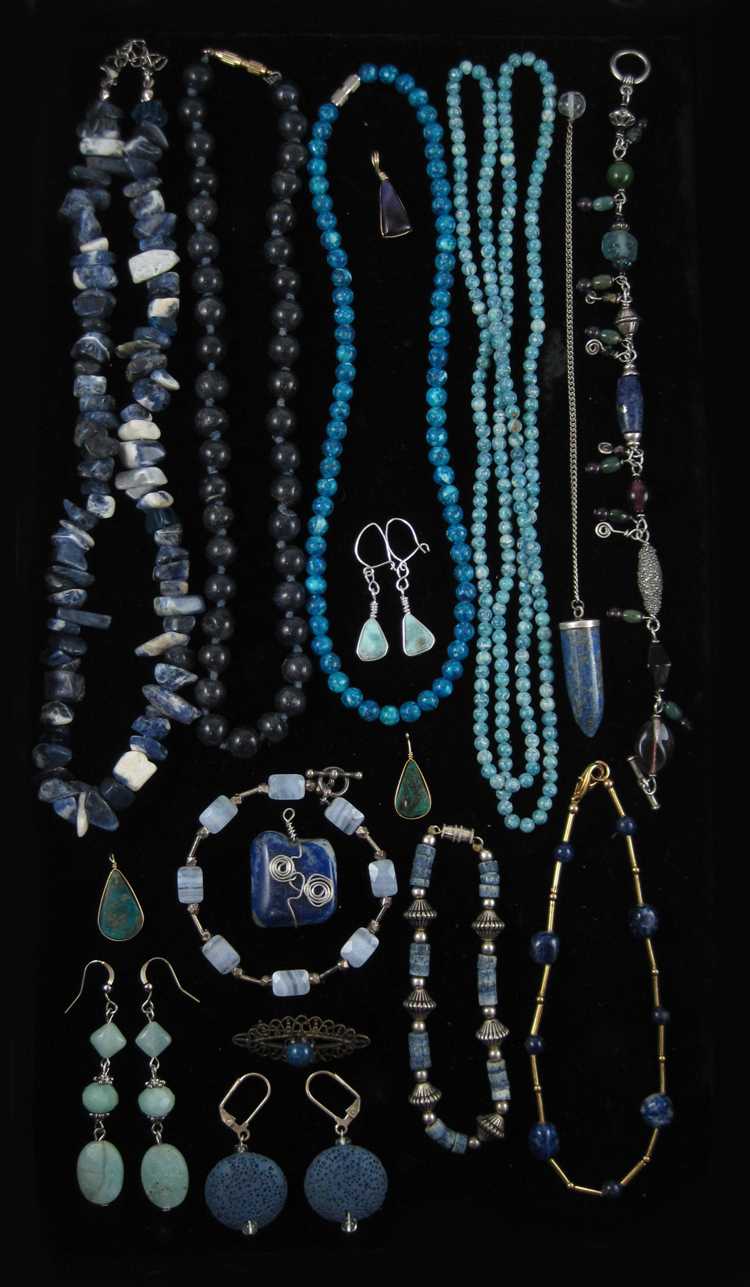 Appraisal: TWENTY PIECE JEWELRY COLLECTION including two blue howlite necklaces lapis