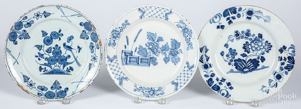 Appraisal: Six Delft blue and white plates Six Delft blue and