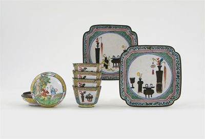 Appraisal: Chinese Canton enamel comprising a small circular box and cover