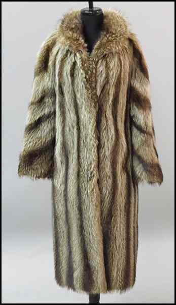 Appraisal: FULL LENGTH RACCOON COAT Aproximately size - Condition No Specific