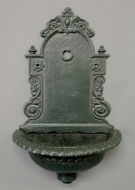 Appraisal: Victorian style cast iron lavabo h x w x d