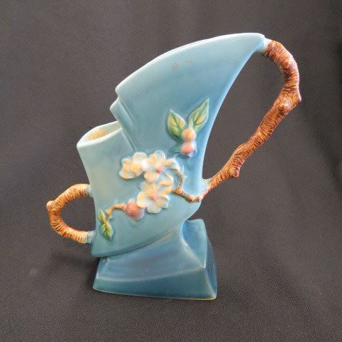 Appraisal: Roseville Art Pottery Vase Snowberry - excellent