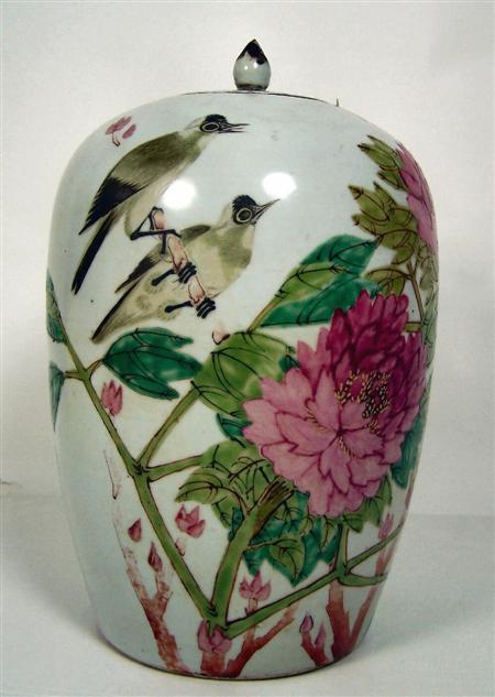 Appraisal: A late th century Chinese vase and cover of ovoid