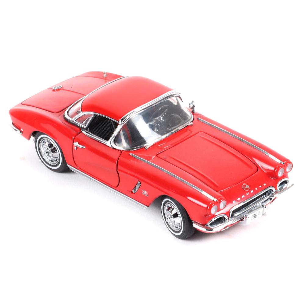 Appraisal: CHEVROLET CORVETTE DANBURY MINT SCALE DIECAST CAR Chevrolet Corvette Danbury