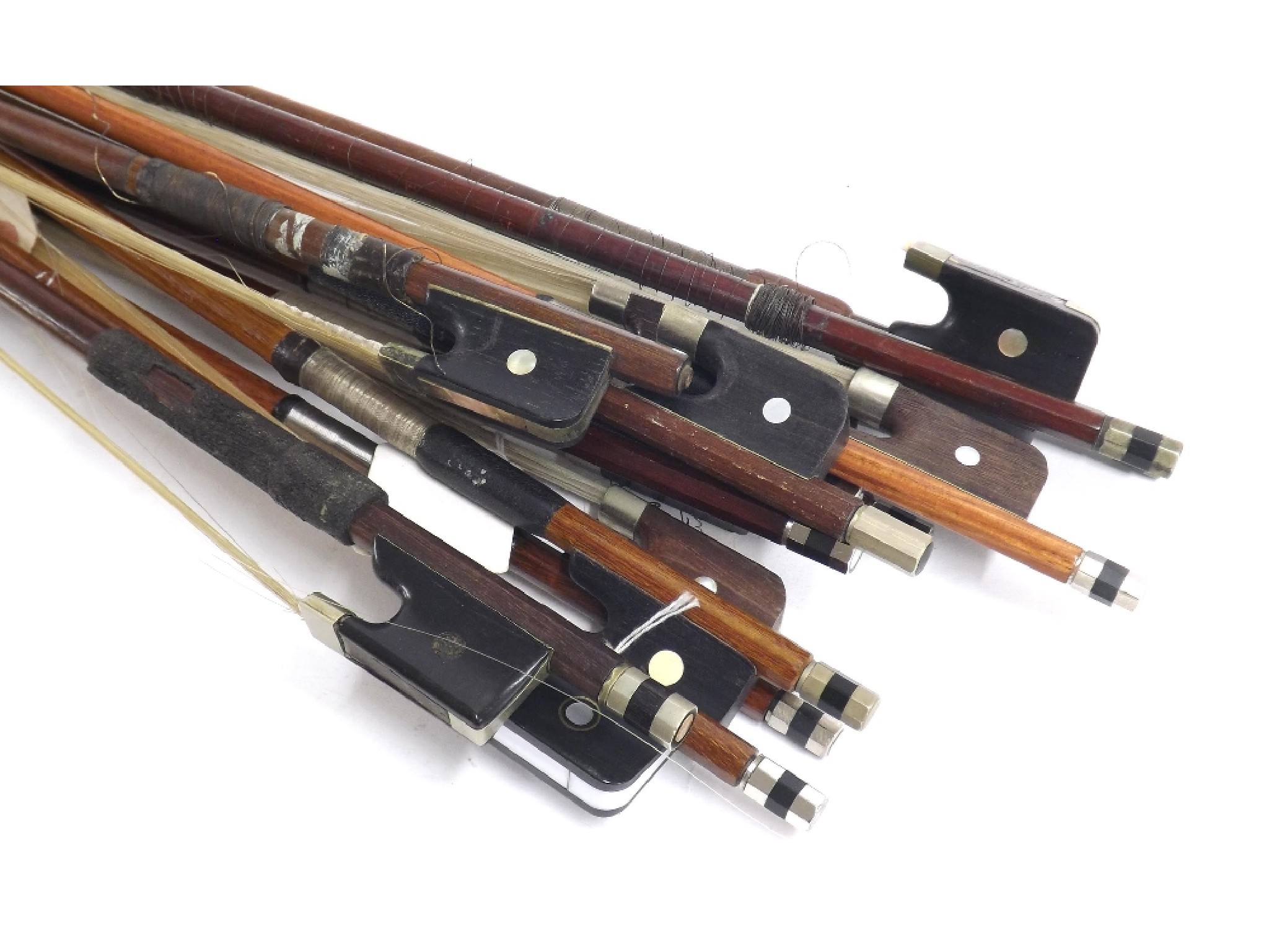 Appraisal: Twelve various violoncello bows