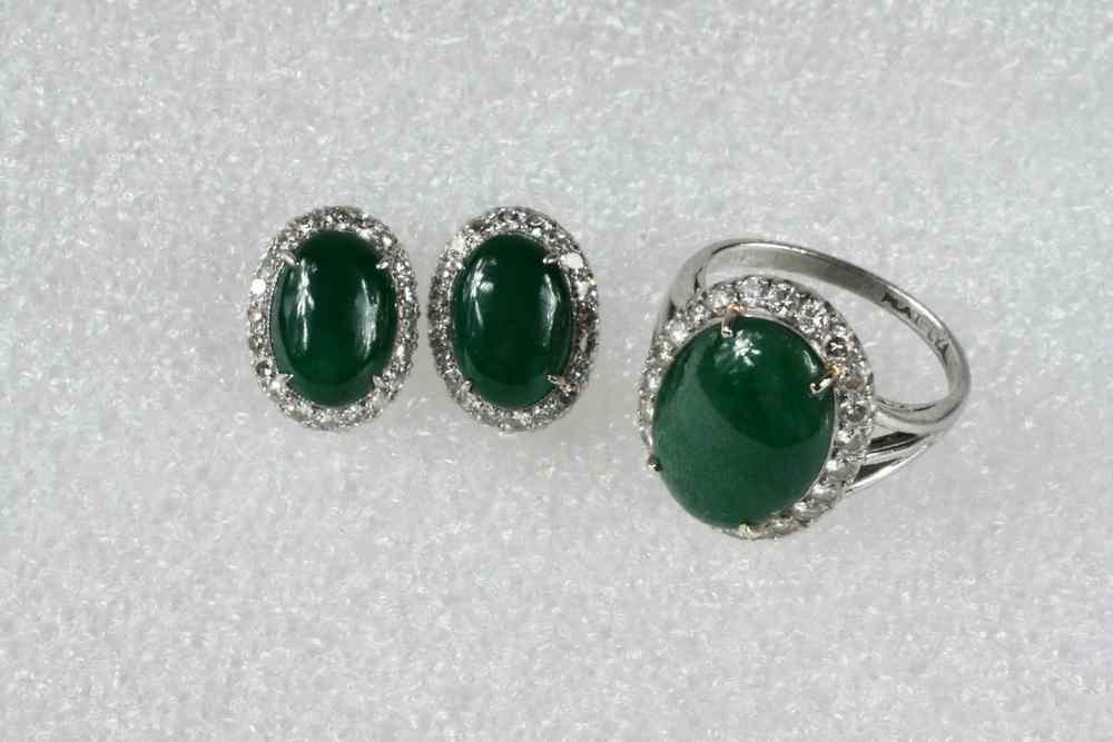 Appraisal: JEWELRY SUITE - Vintage platinum diamond and jade piece suite