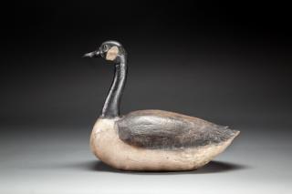 Appraisal: High-Head Canada Goose c This goose shows laminated body construction