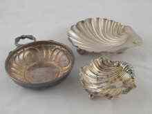 Appraisal: Silver A modern tastevin London a shell butter dish on