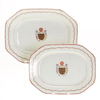 Appraisal: Chinese Export Armorial nesting platters Chinese Export Armorial nesting platters