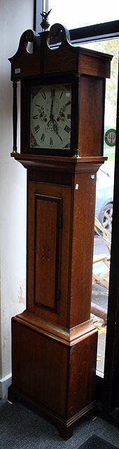 Appraisal: A TH CENTURY OAK EIGHT DAY LONGCASE CLOCK the case