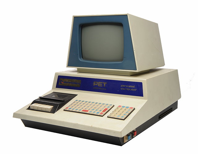 Appraisal: A COMMODORE PET SERIES PERSONAL COMPUTER cm wide and cm