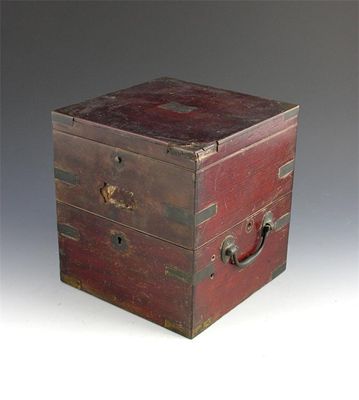 Appraisal: A mahogany box for a marine chronometer the -tier box