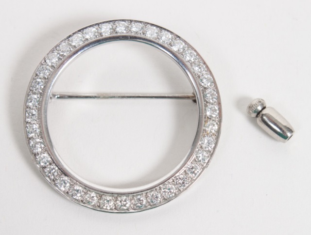 Appraisal: Platinum and diamond brooch modelled as a ring with a