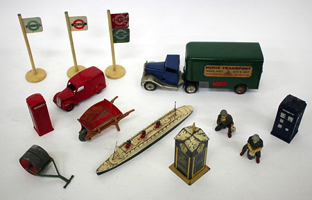 Appraisal: A SMALL QUANTITY OF DINKY and other die cast vehicles