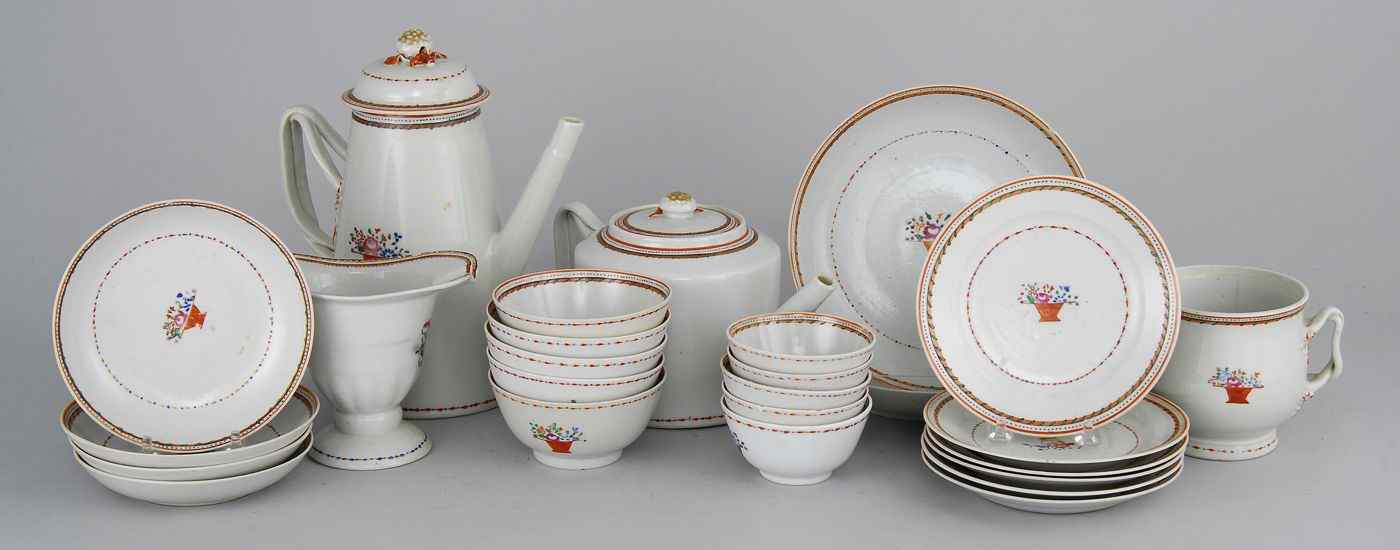 Appraisal: CHINESE EXPORT PORCELAIN COFFEE AND TEA SERVICECirca In flower basket