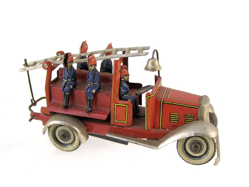 Appraisal: Tin Litho Keywind Firetruck Tin litho body construction with a