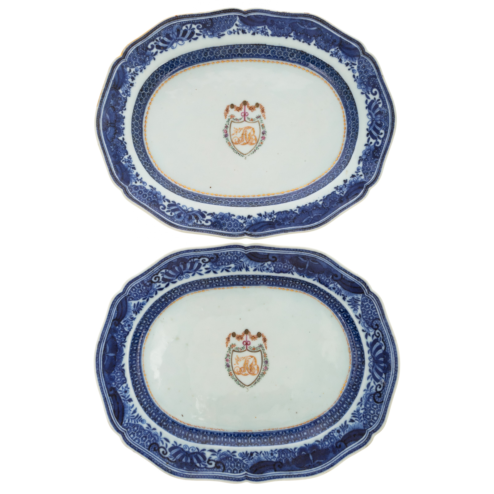 Appraisal: A PAIR OF CHINESE EXPORT ARMORIAL SMALL PLATTERS Qianlong Era