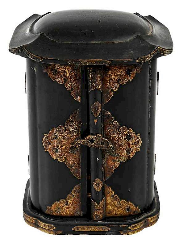 Appraisal: Japanese Traveling Buddhist Shrine th century black lacquered case with