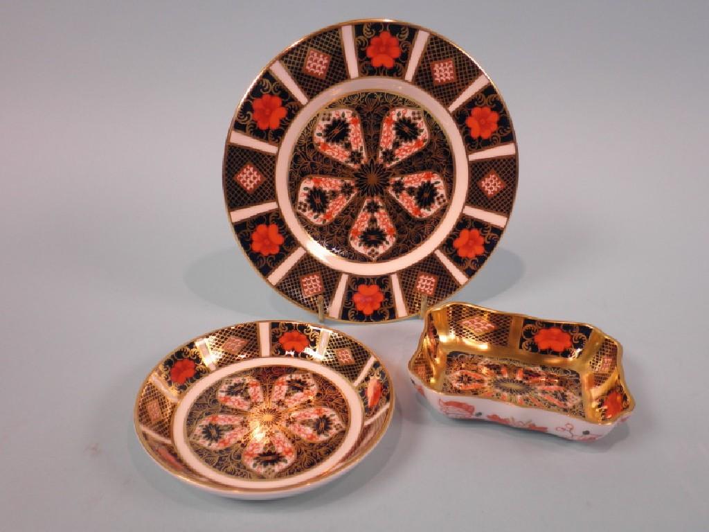 Appraisal: A Royal Crown Derby pattern rectangular dish another dish and